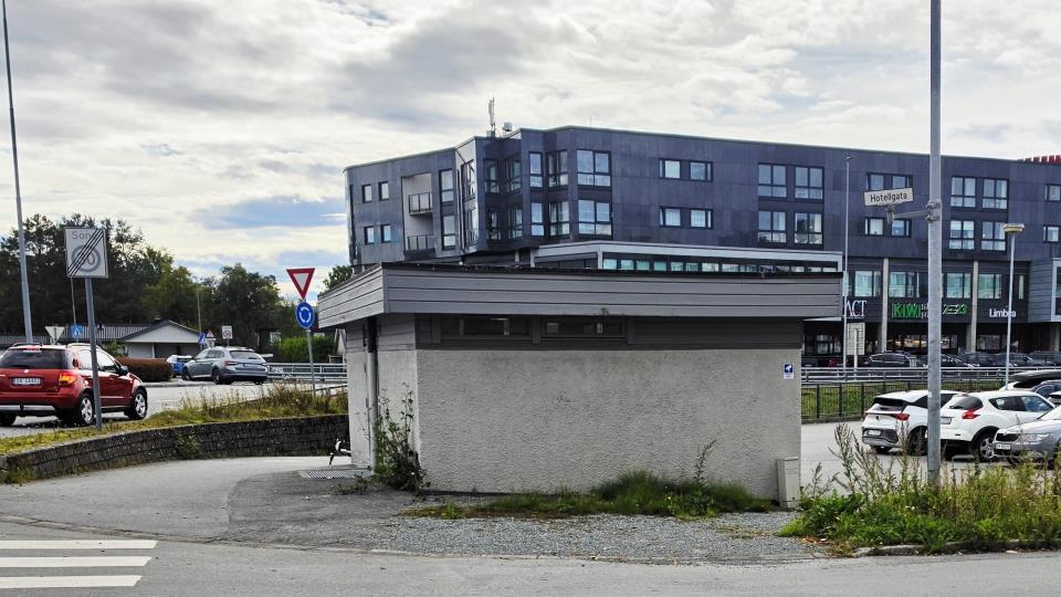 Lenke til artikkel: Det offentlige toalett i Hotellgata er åpent